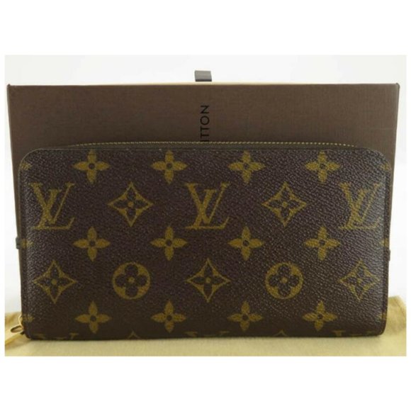 Louis Vuitton Handbags - 100% AUTH LOUIS VUITTON MONOGRAM ZIPPY WALLET